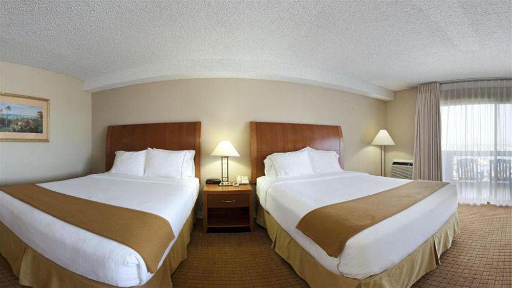 Holiday Inn Express Hotel & Suites Ventura Harbor By Ihg Dış mekan fotoğraf