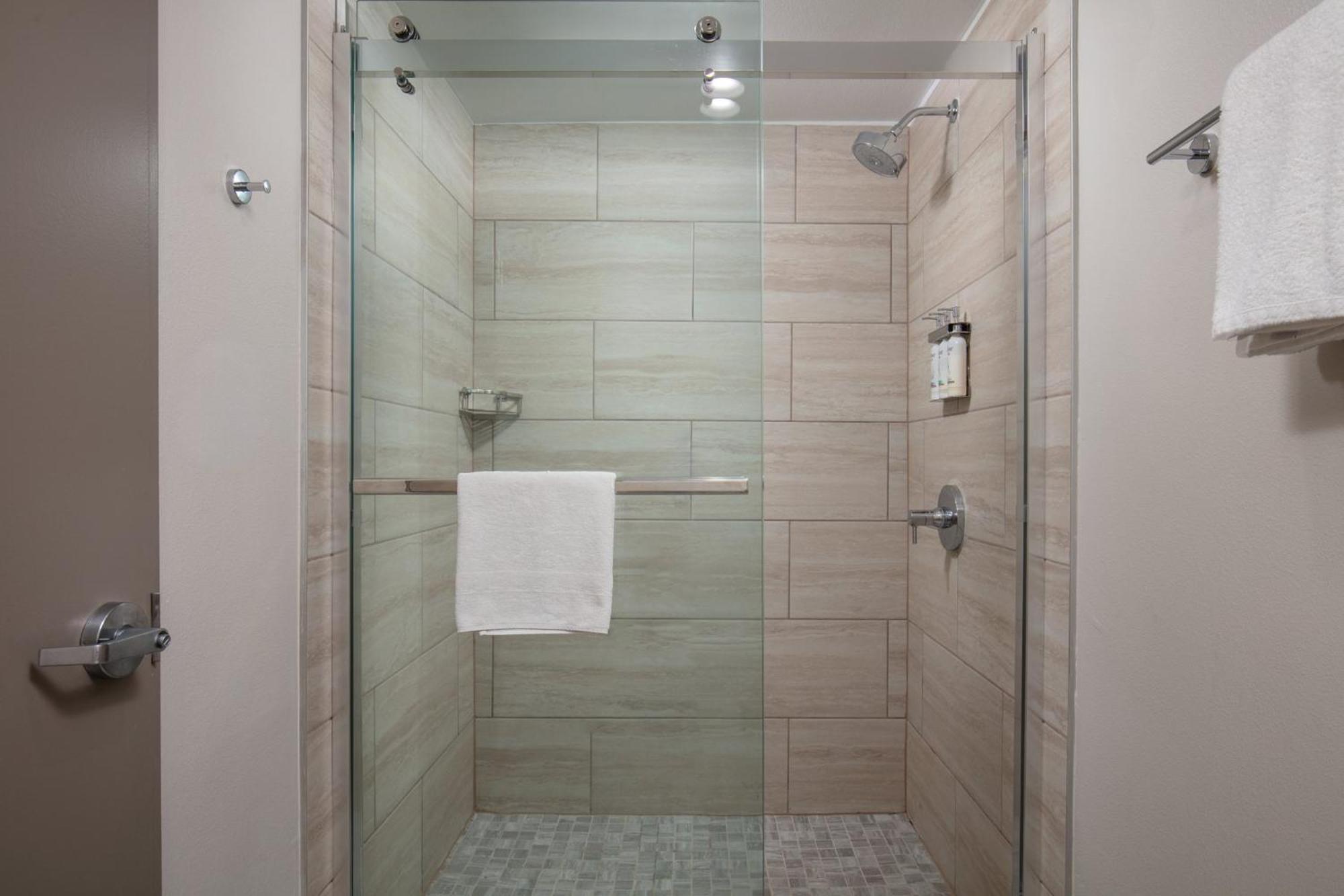 Holiday Inn Express Hotel & Suites Ventura Harbor By Ihg Dış mekan fotoğraf