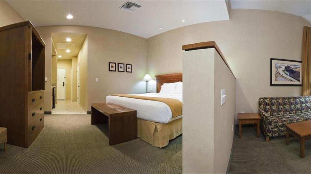 Holiday Inn Express Hotel & Suites Ventura Harbor By Ihg Dış mekan fotoğraf