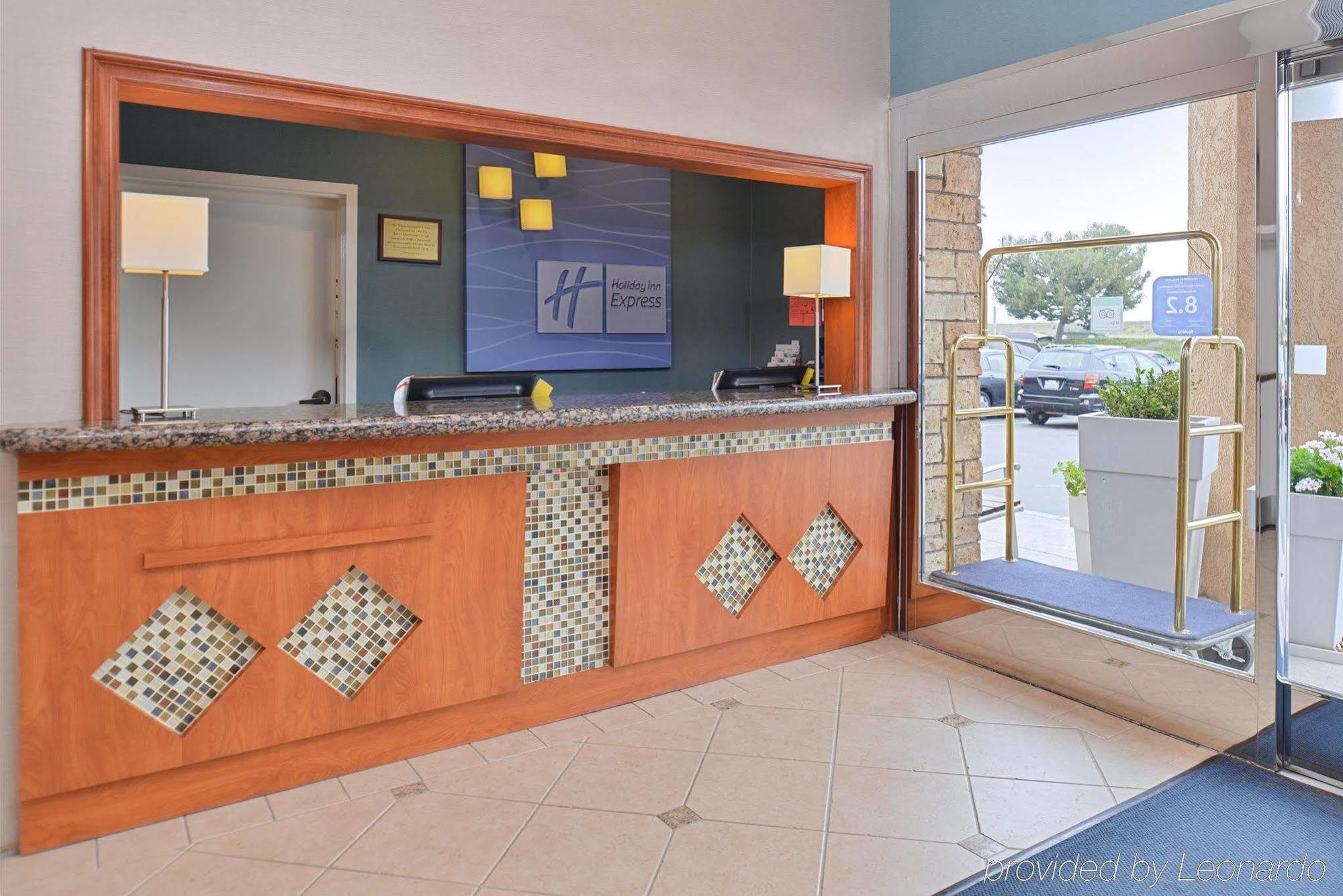 Holiday Inn Express Hotel & Suites Ventura Harbor By Ihg Dış mekan fotoğraf