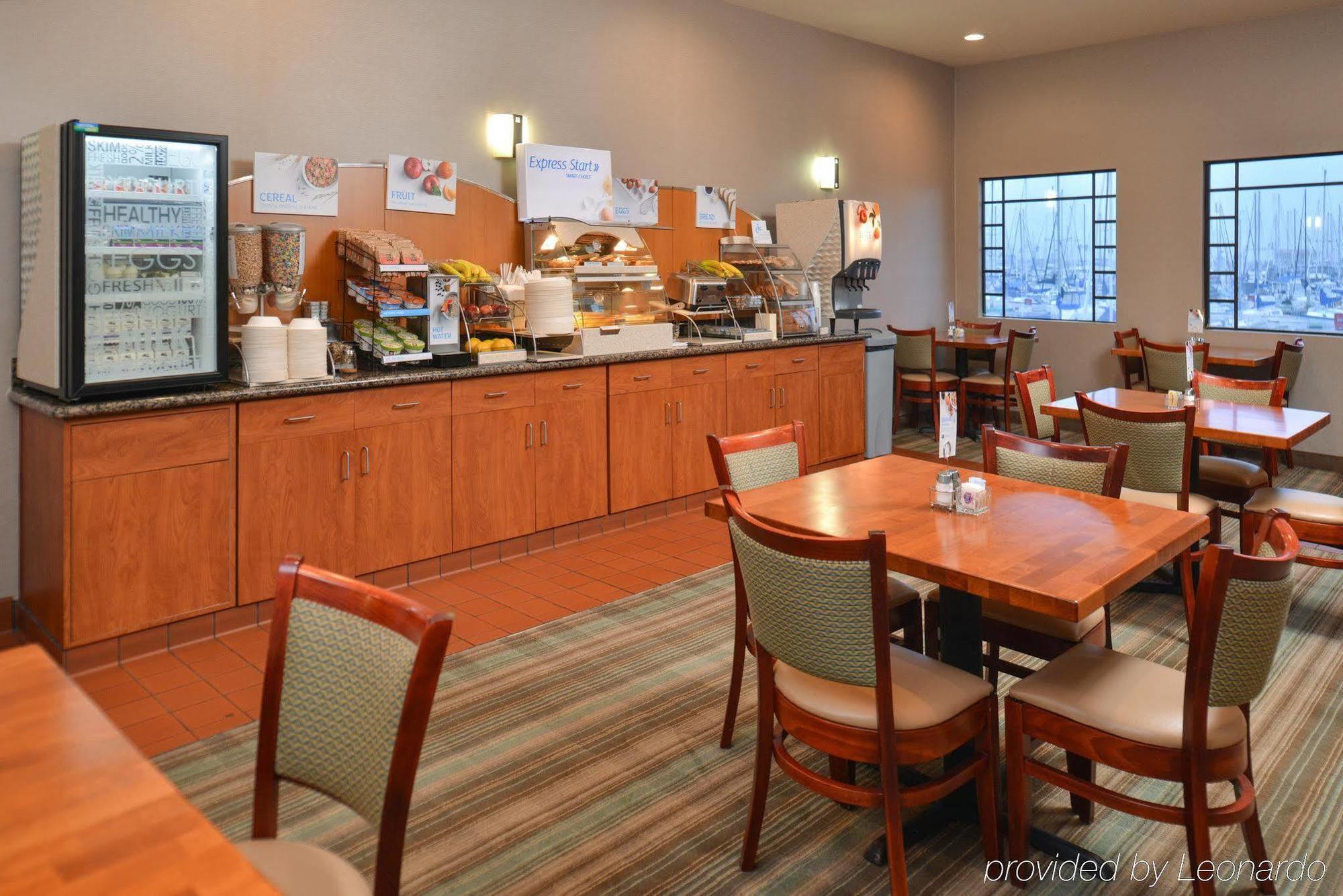 Holiday Inn Express Hotel & Suites Ventura Harbor By Ihg Dış mekan fotoğraf